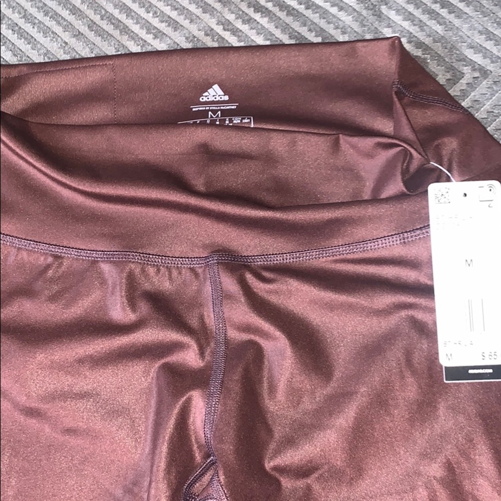 Burgundy leggings